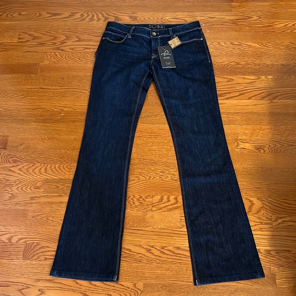 BRAND NEW JEANS! Never worn before - has tags! Too big for me.